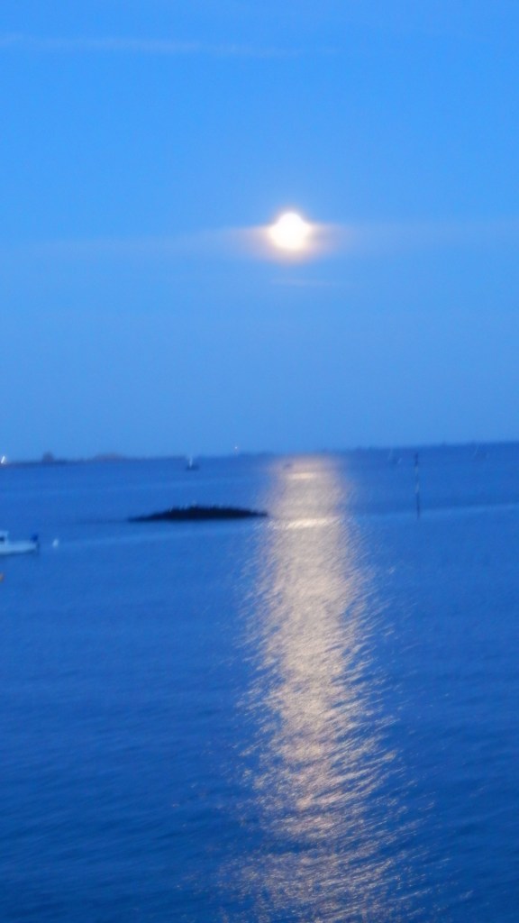 St. Aubin's Bay
Image Credit: Caterina Novelliere